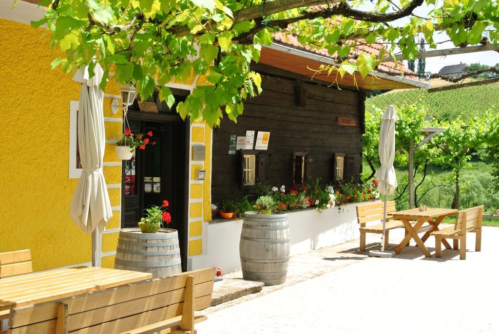 Weingut Primus Suedsteiermark Spielfeld Ngoại thất bức ảnh