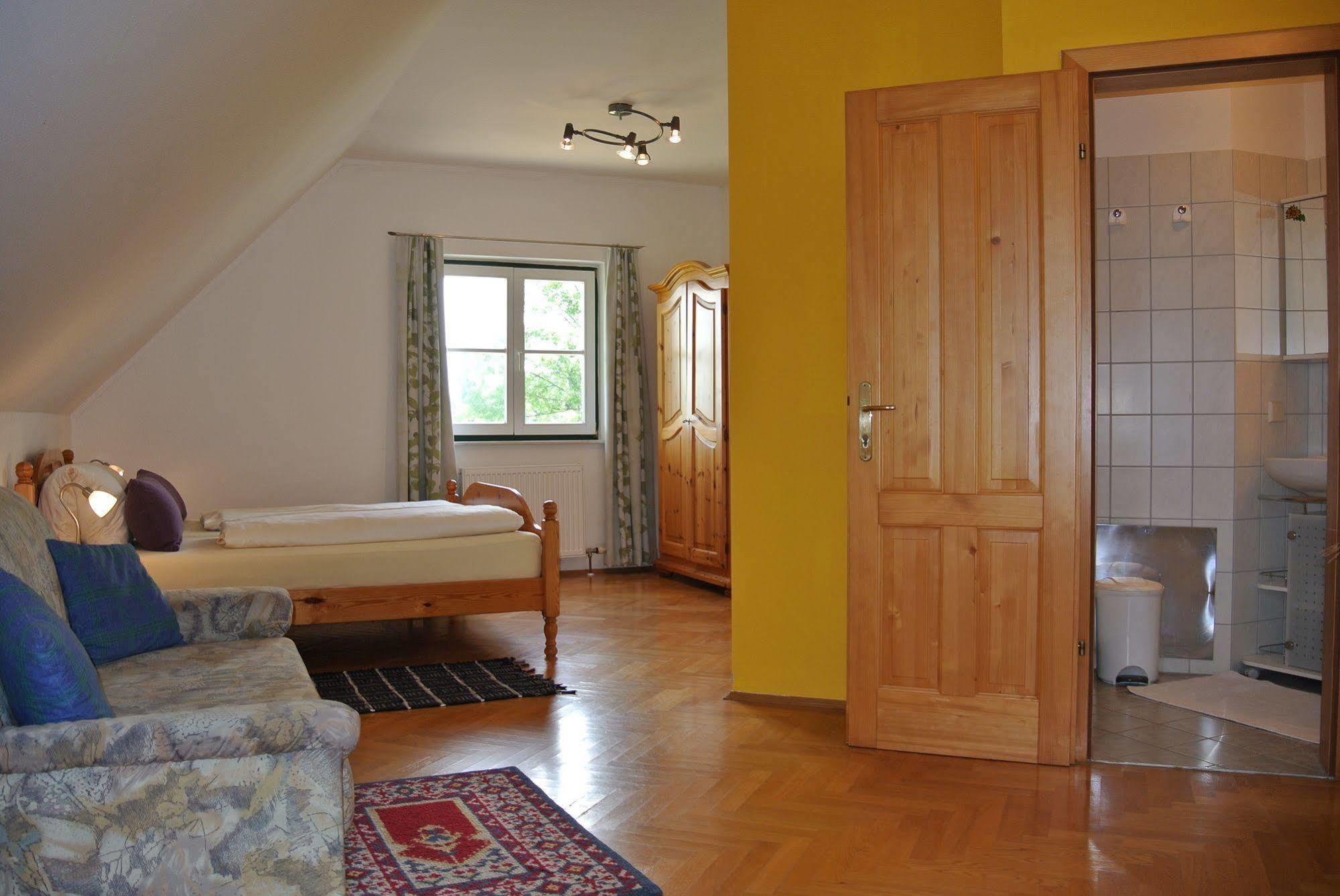Weingut Primus Suedsteiermark Spielfeld Ngoại thất bức ảnh
